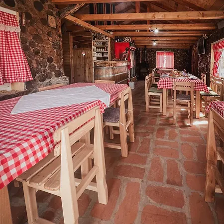Kolibe Ravno Brdo Holiday home