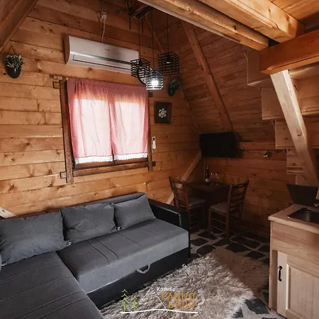 Kolibe Ravno Brdo * Ljubis