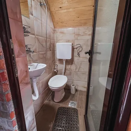 בית נופש Kolibe Ravno Brdo Ljubis