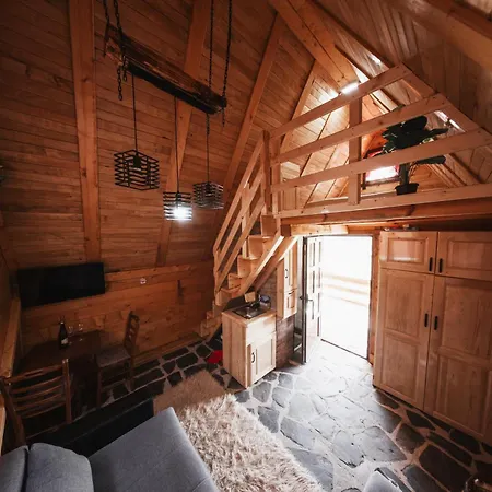 Holiday home Kolibe Ravno Brdo *