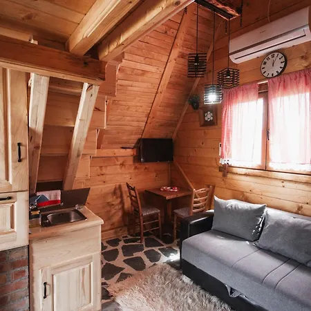 בית נופש Kolibe Ravno Brdo