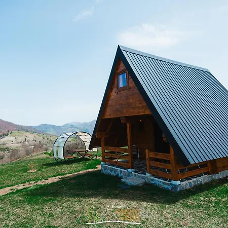 Kolibe Ravno Brdo * Ljubis