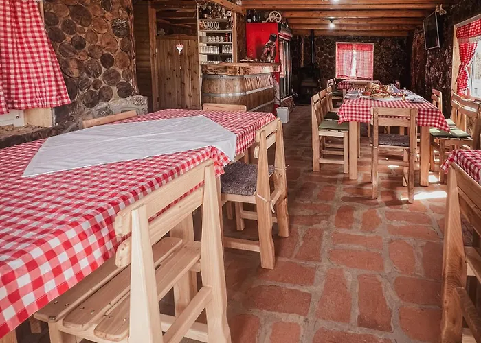 Kolibe Ravno Brdo Feriehus