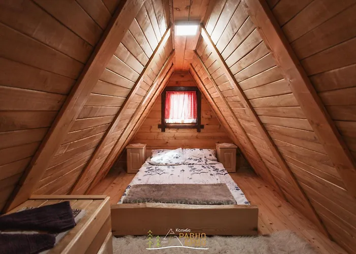 Kolibe Ravno Brdo Ljubis