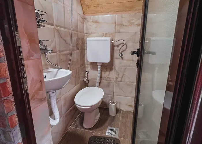 Feriehus Kolibe Ravno Brdo Ljubis