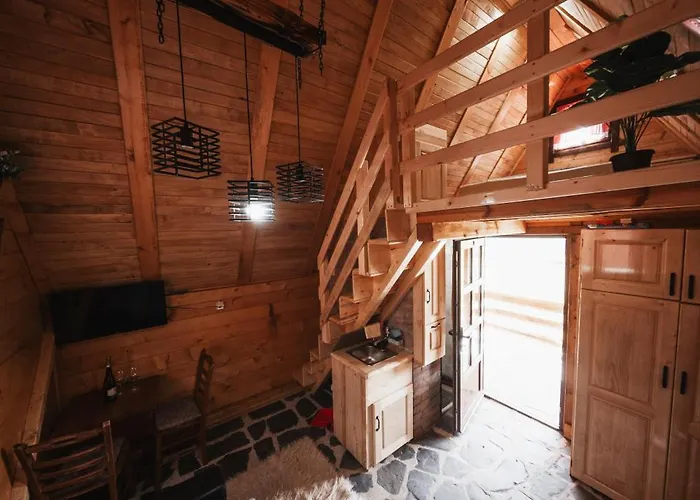 Feriehus Kolibe Ravno Brdo *