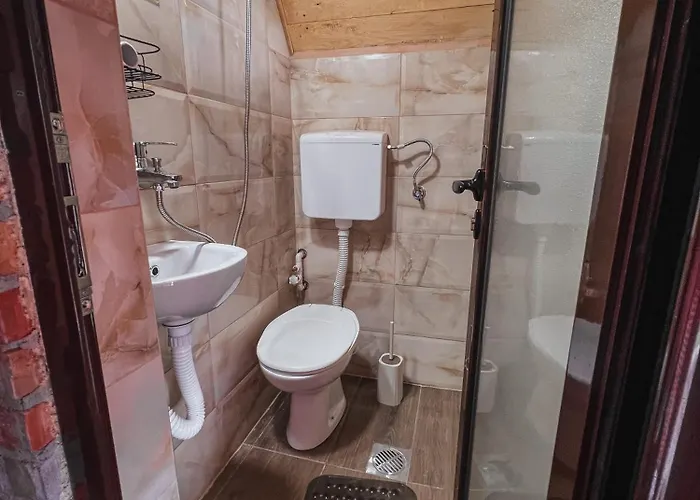 Feriehus Kolibe Ravno Brdo